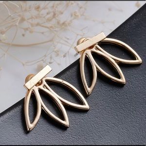 ✨Women Double Sided Earrings✨